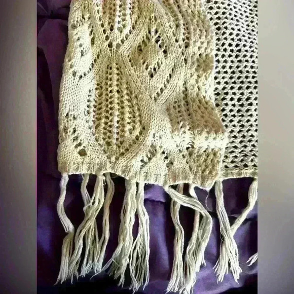 Stunning boho knit vest by  Full Tilt size medium beige - Picture 4 of 7